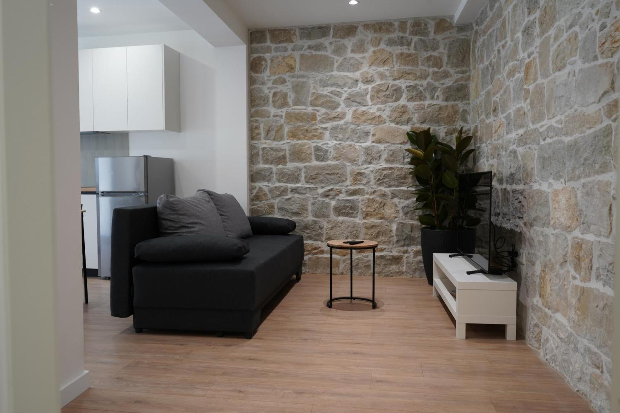 Luxury Beachside Stobrec, 30m To Pebble Beach, Restaurants, Center Of Stobrec