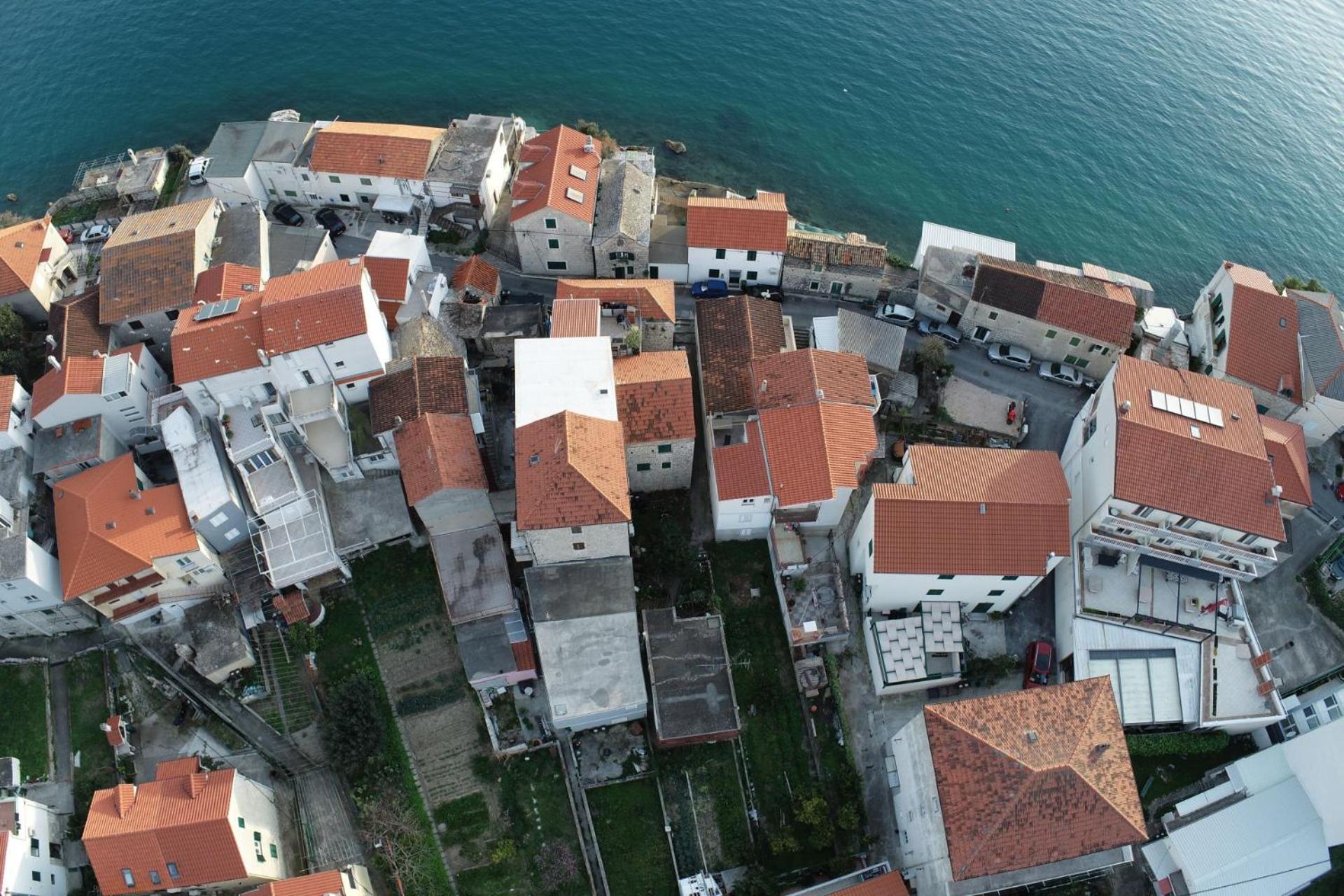 Luxury Seaside Apartment For 4, Steps From The Beaches, Bars, Restaurants, Center Of Stobrec Apartment
